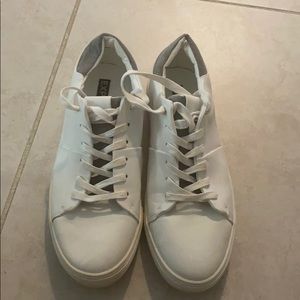 Express shoes size 11